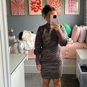 New Heartloom sweater dress size small from Alice & Wonder new with Tags